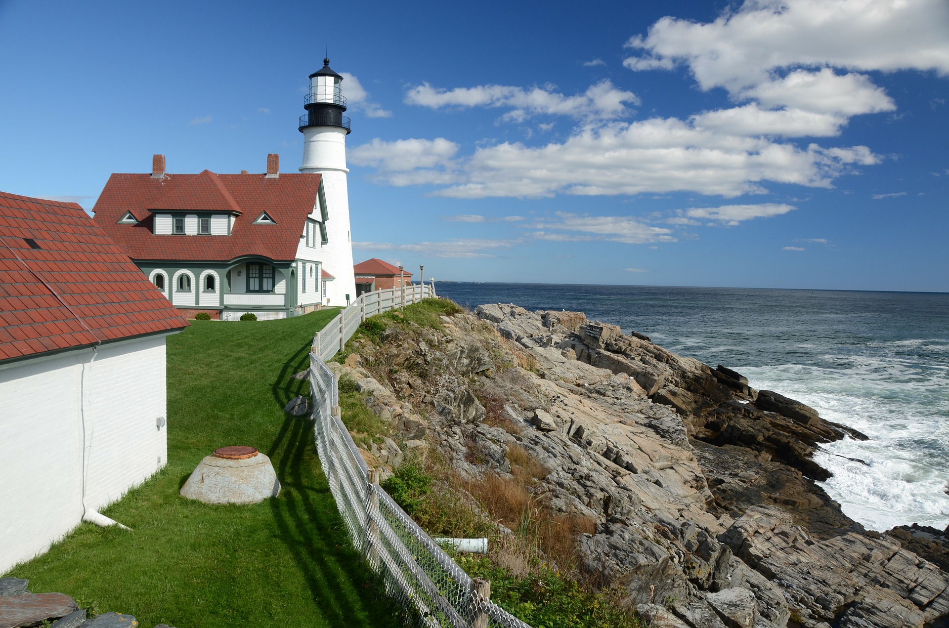 places to stay in maine.